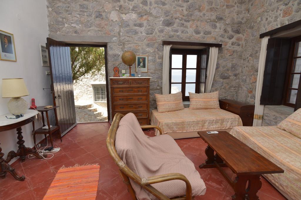 Villa Castello Ύδρα Δωμάτιο φωτογραφία
